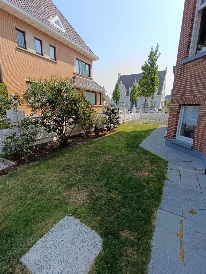 Le White Garden Apartamento De Panne Exterior foto